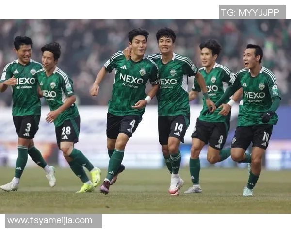 城南队与全北现代的巅峰对决谁能在这场较量中笑到最后 城南队与全北现代的巅峰对决谁能在这场较量中笑到最后